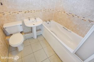 Photo 16- click for photo gallery